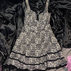Hot Topic Black & White Sugar Skulls Dress (Rare One)